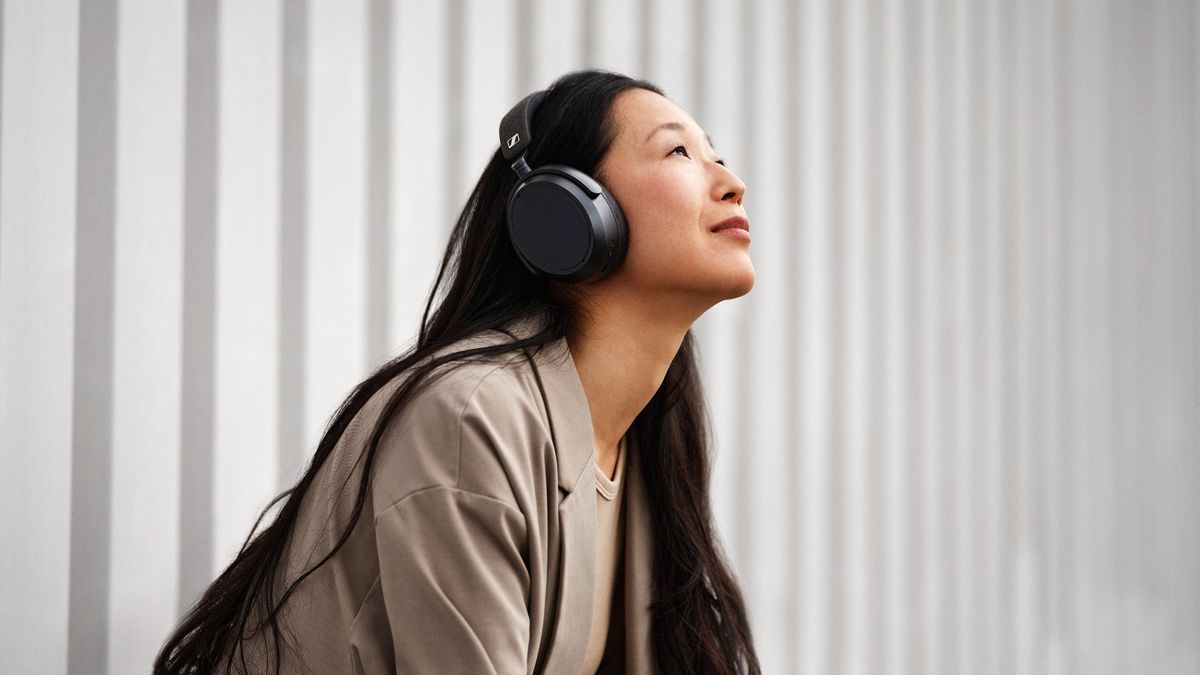 What is the difference between expensive headphones and cheap ones? - image 1